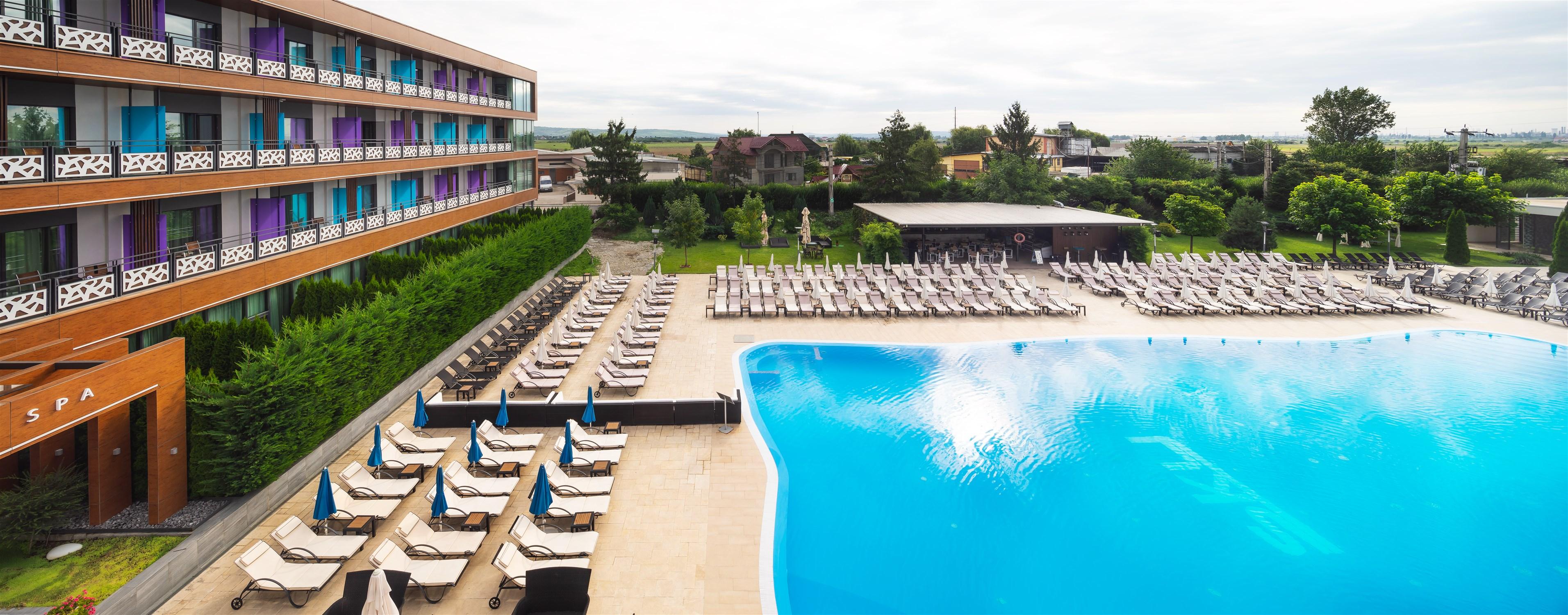 Sky Blue Hotel & Spa Paulesti  المظهر الخارجي الصورة