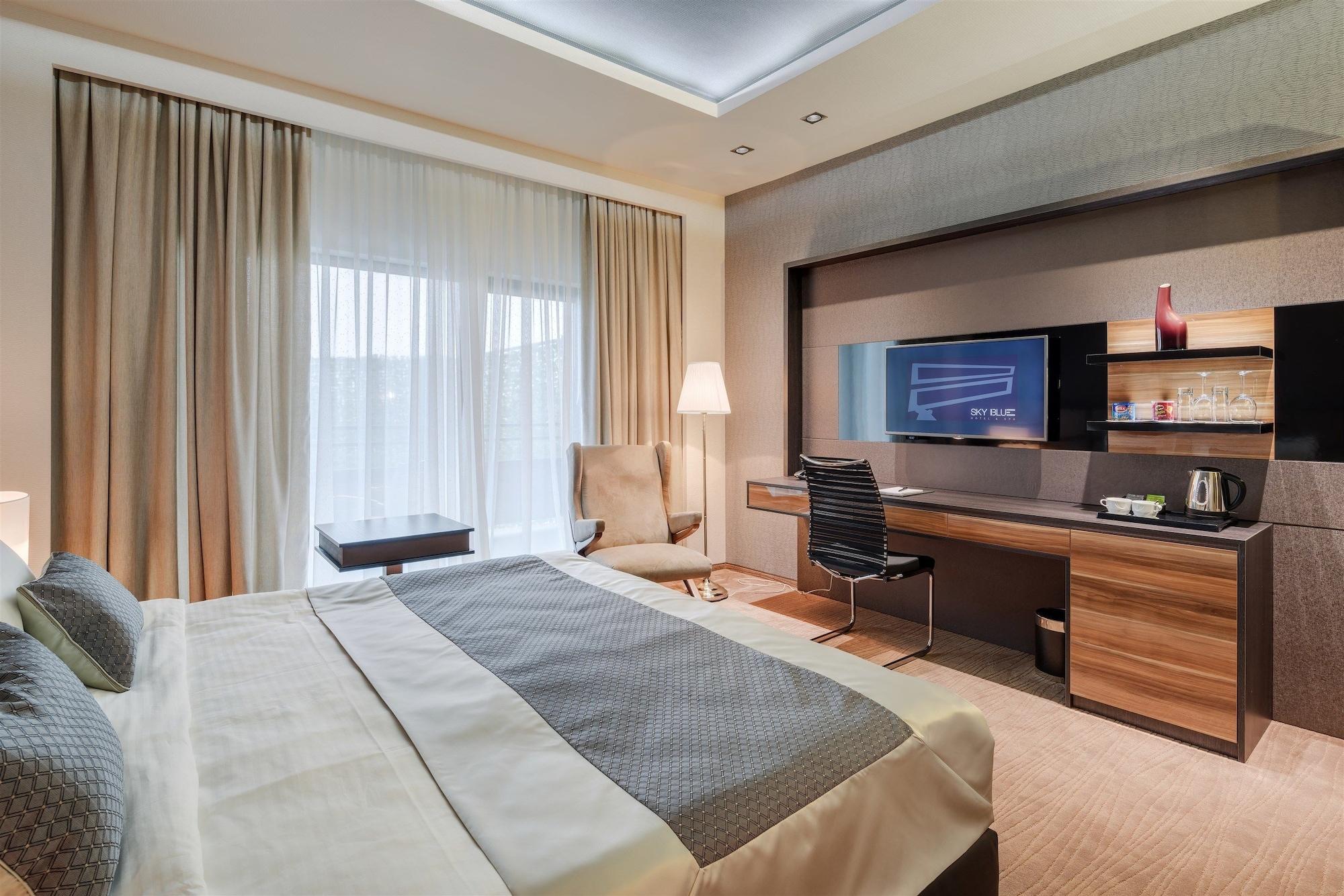 Sky Blue Hotel & Spa Paulesti  المظهر الخارجي الصورة