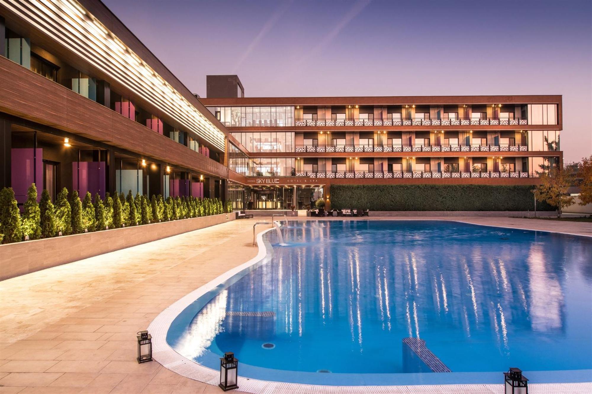 Sky Blue Hotel & Spa Paulesti  المظهر الخارجي الصورة